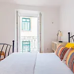 2Br At Historical Chiado