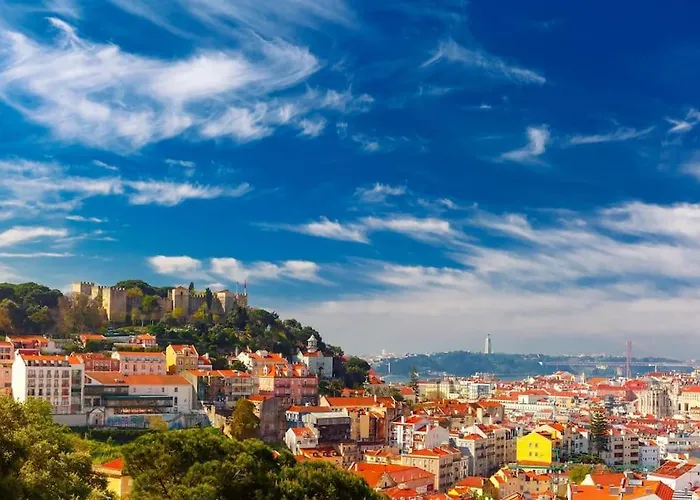2Br At Historical Chiado