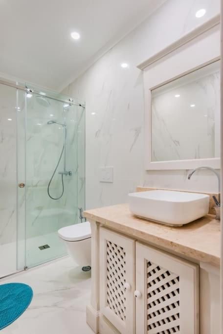 Apartamento 2br At Historical Chiado *