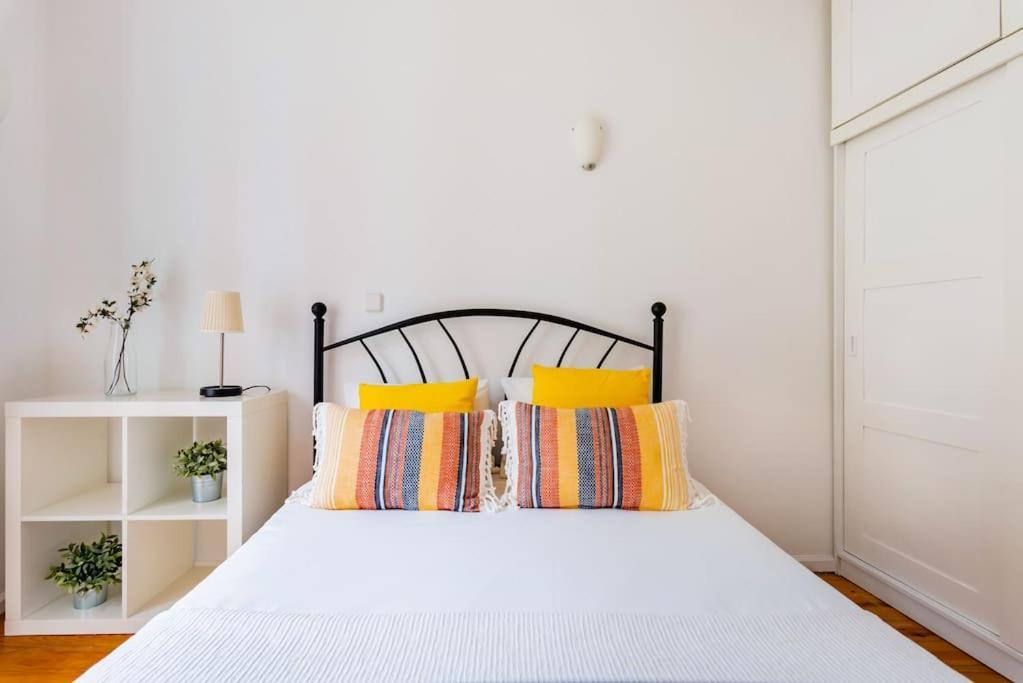 2br At Historical Chiado Apartamento Lisboa